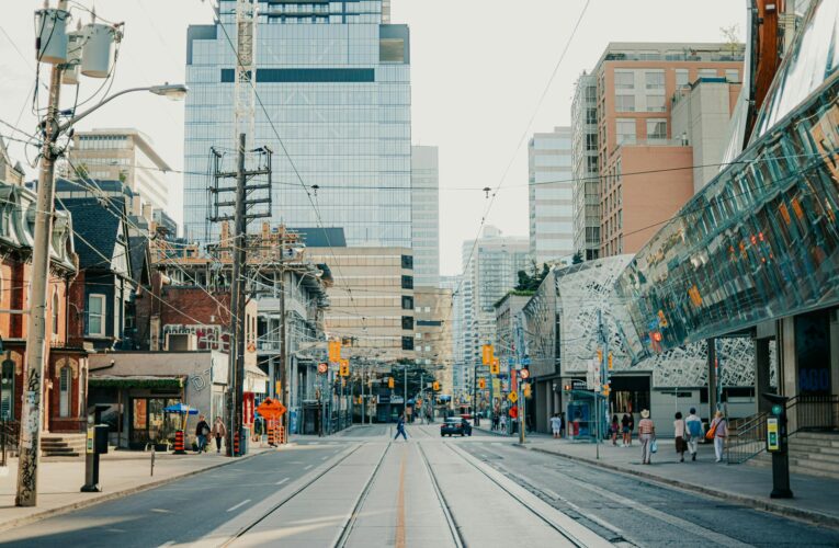 The Downfall of Sidewalk Toronto: Lessons in the Challenges of Building Smart Cities